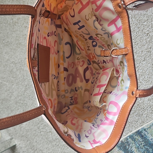 Coach• Hampton Pastel Reverseable Tote with British Tan Leather - Picture 4 of 13